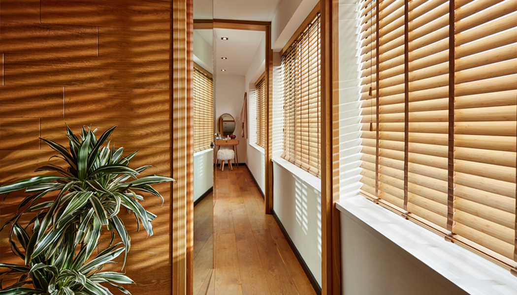 Medium Wood Blinds