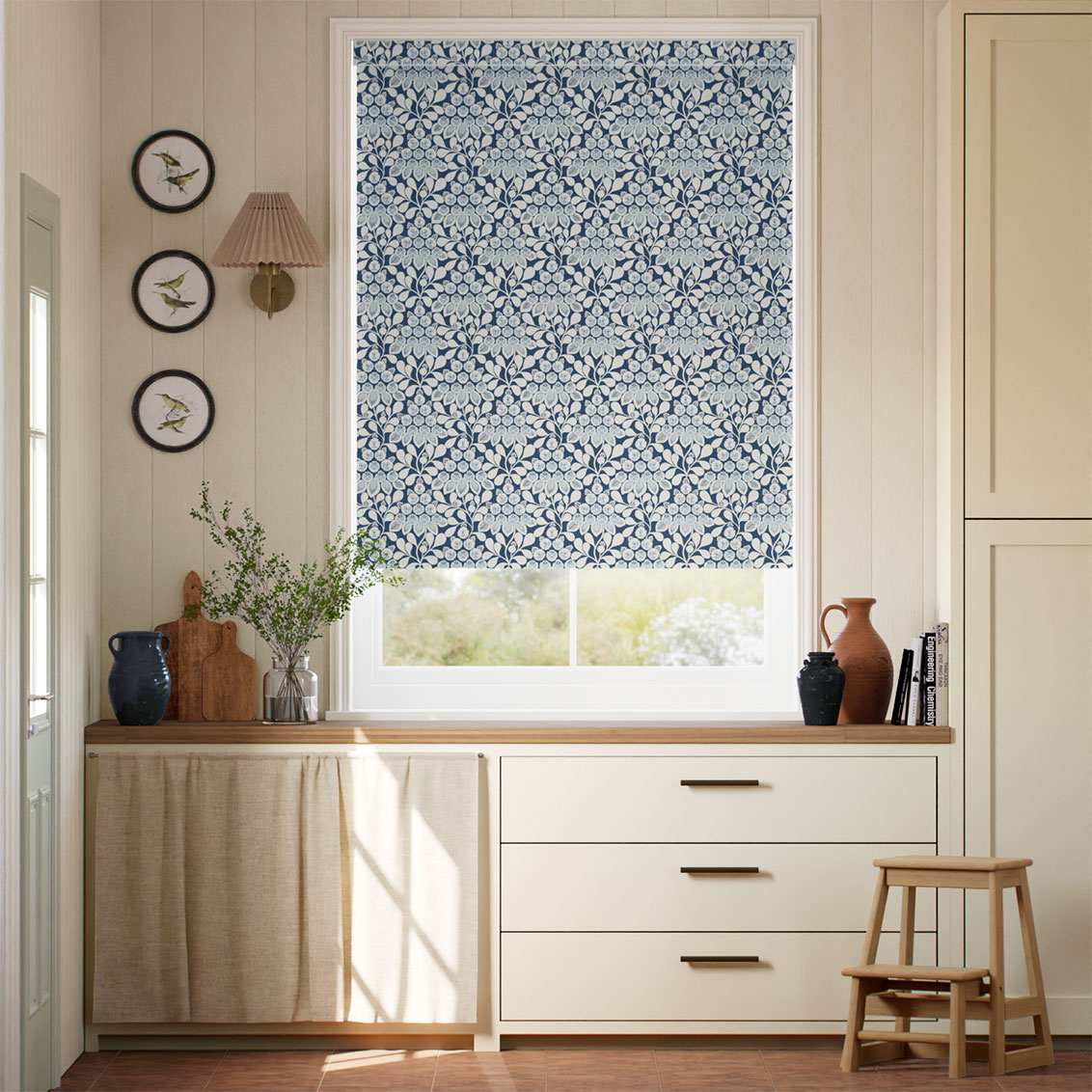 ３エルサ　ミッドナイト Roller Blind