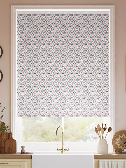 Floral Trellis Blue & Red ロールスクリーン サムネイル写真