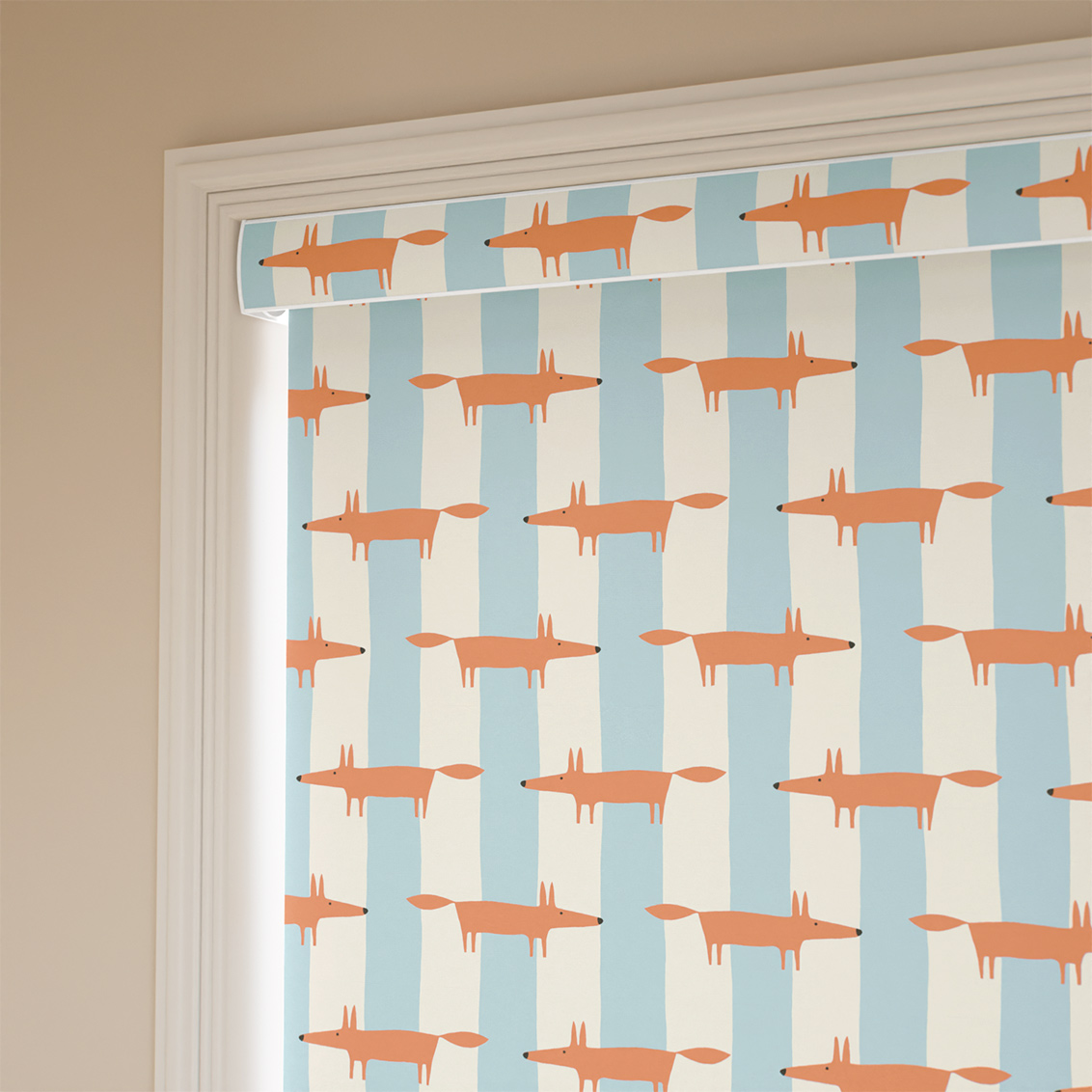 １ー2ミスターフォックス・ストライプ　スカイ Roller Blind