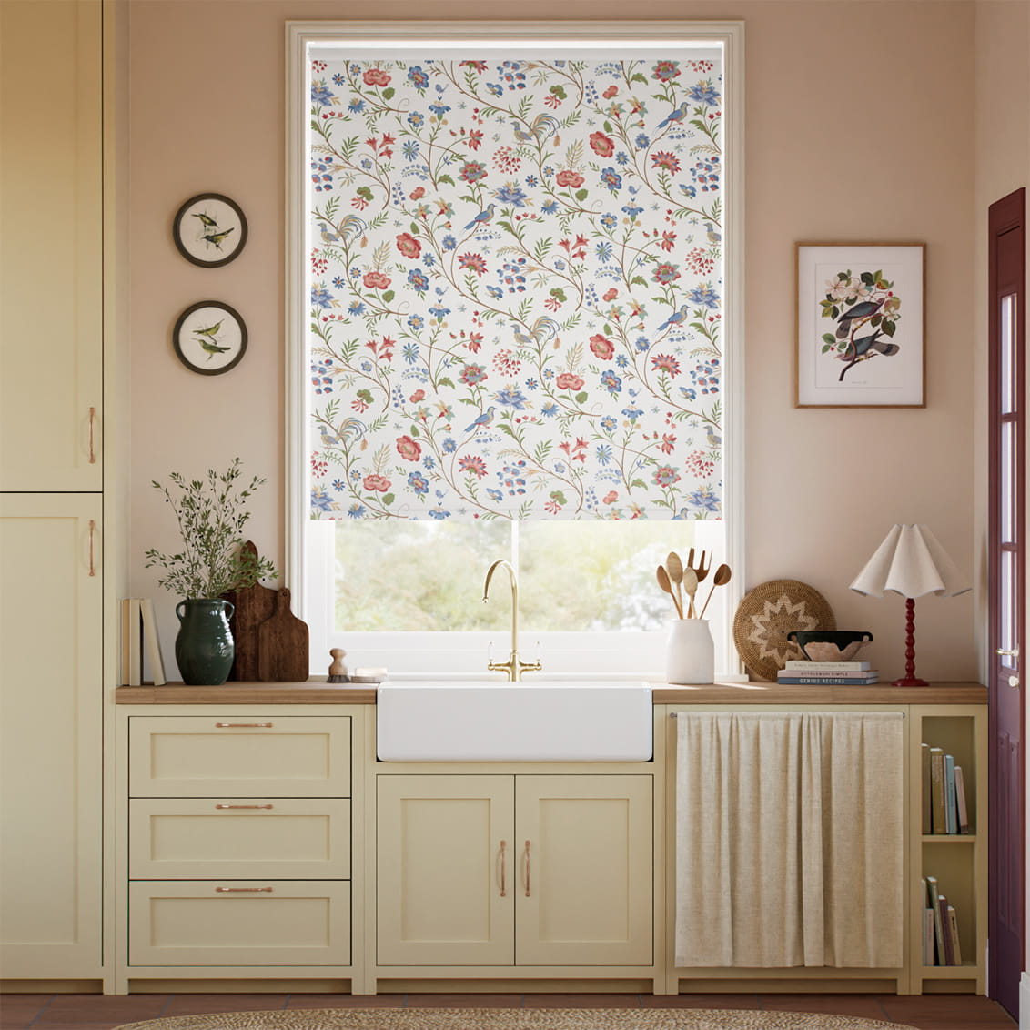 ２Songbird Blue & Red Roller Blind