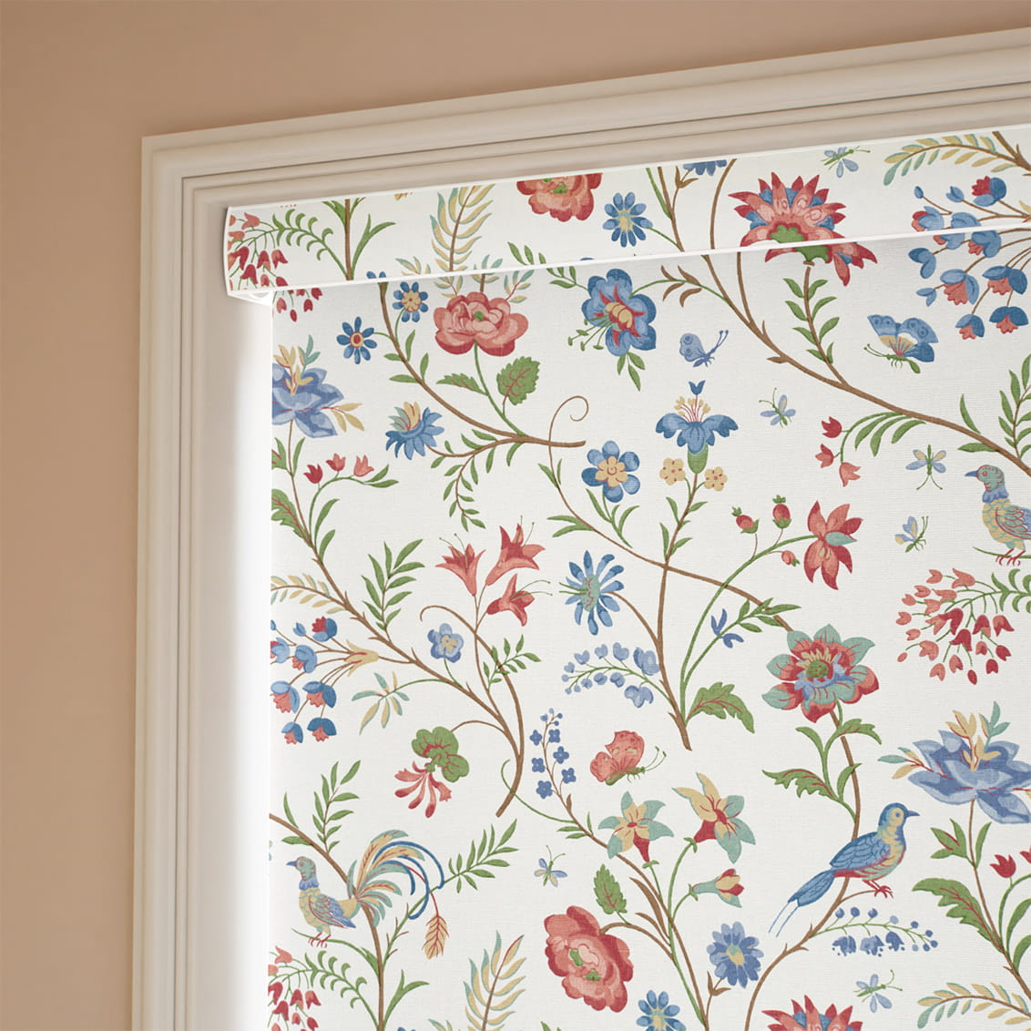 ２Songbird Blue & Red Roller Blind
