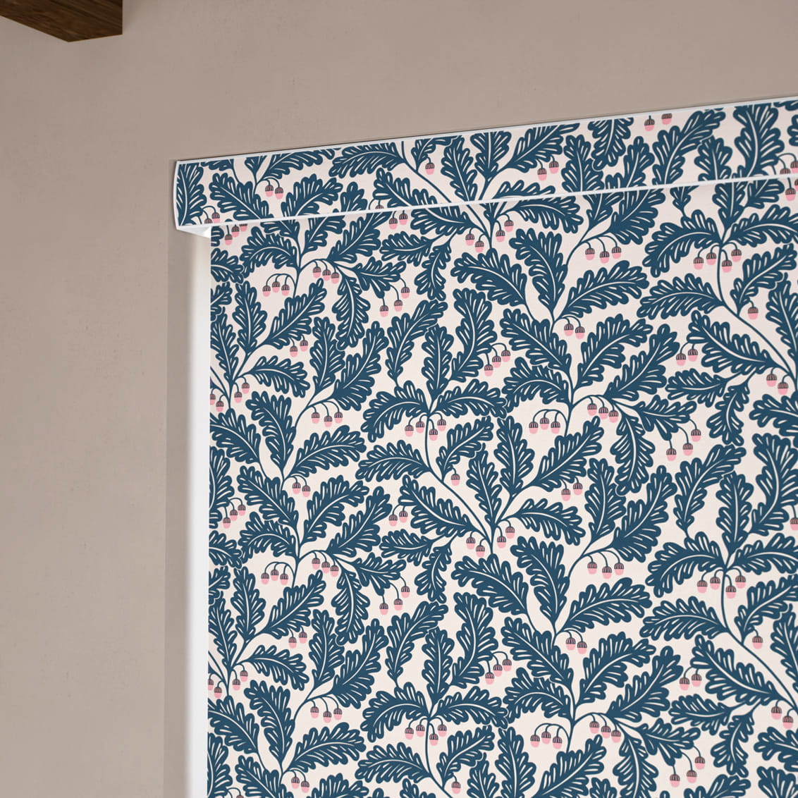 ３The Acorn Tree Midnight Roller Blind