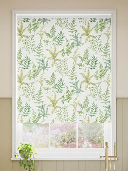Woodland Fern Green ロールスクリーン サムネイル写真